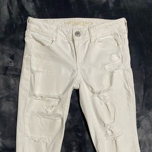 White jeans American Eagle outfitters size 4